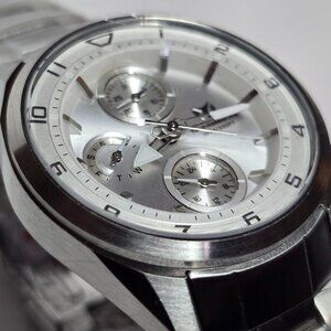 Technomarine Women's Watch Ocean Quantum Quartz Silver Dial Bracelet TM-318109